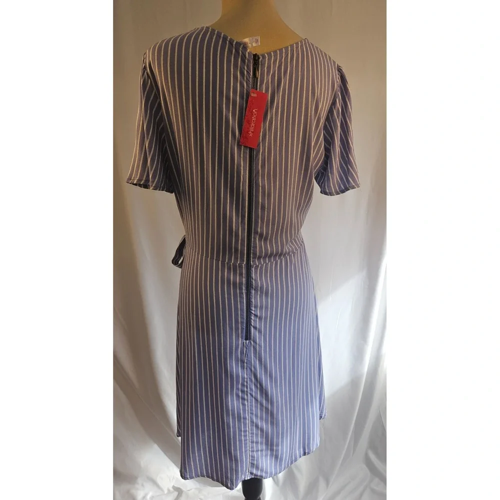 Xhilaration Striped Wrap Dress Flutter Sleeve Coastal Cottagecore L Short Sleeve - Picture 3 of 6